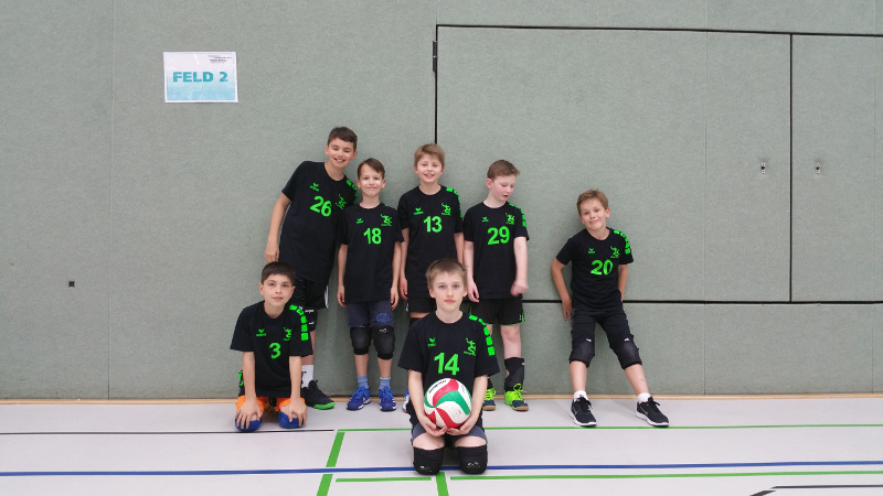 U12
